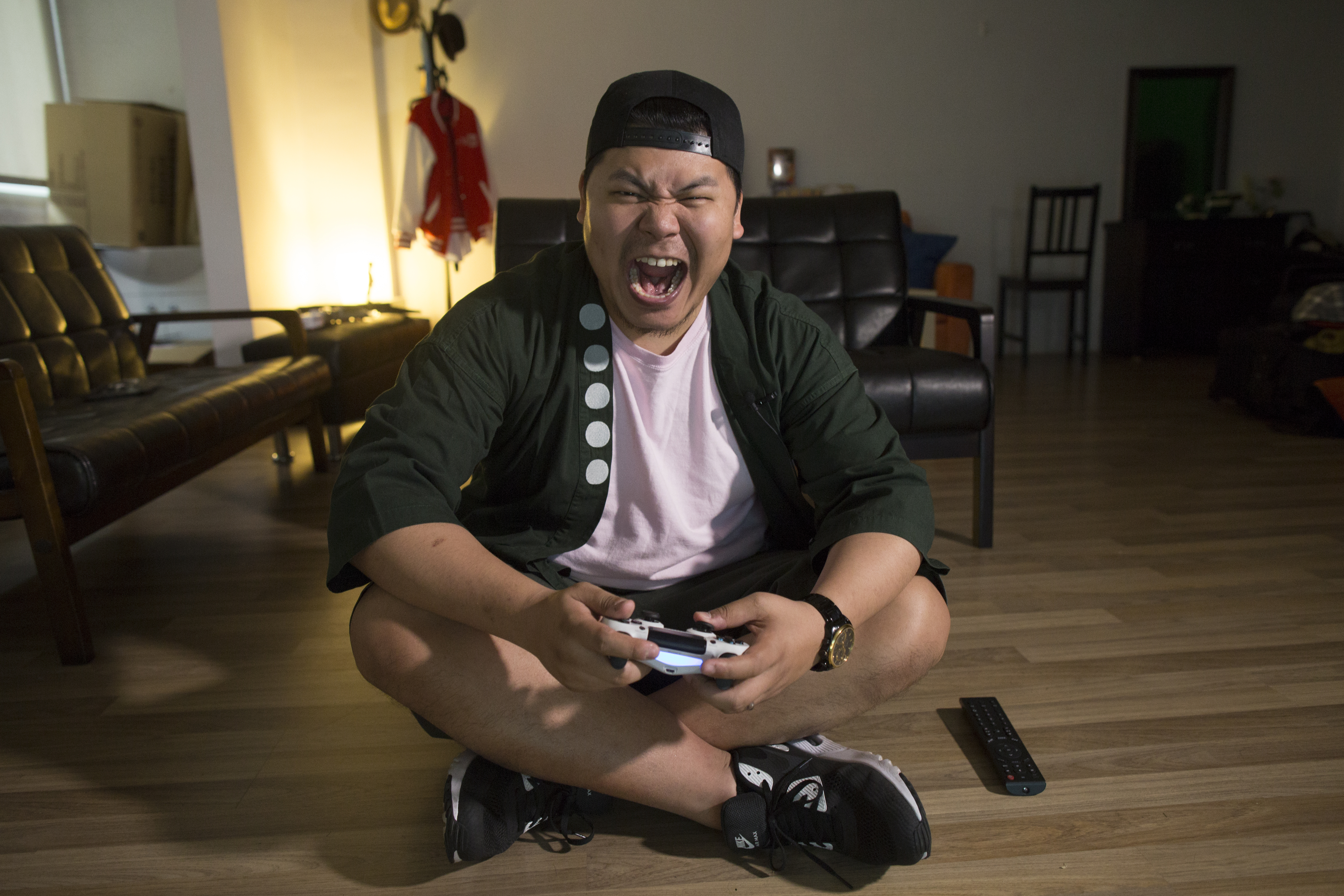 看我炫風迴旋踢！