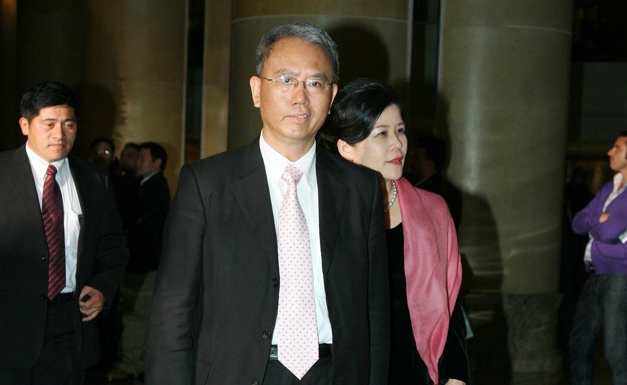 前味全董事長魏應充因味全油品案被判2年，未來將入監服刑。