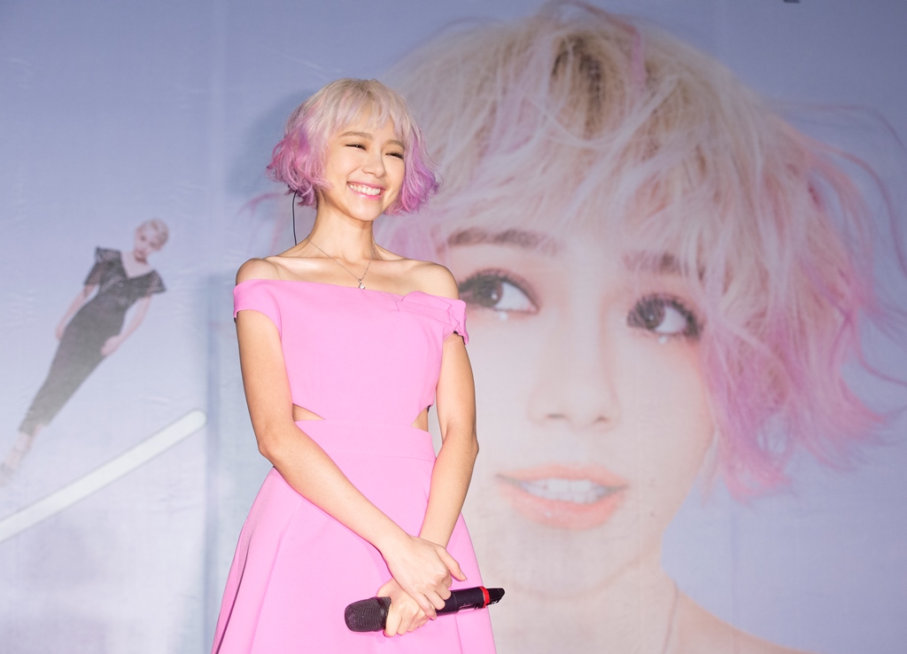 林明禎自爆因重訓，胸部變小，最近都只能穿鬆鬆的內衣。