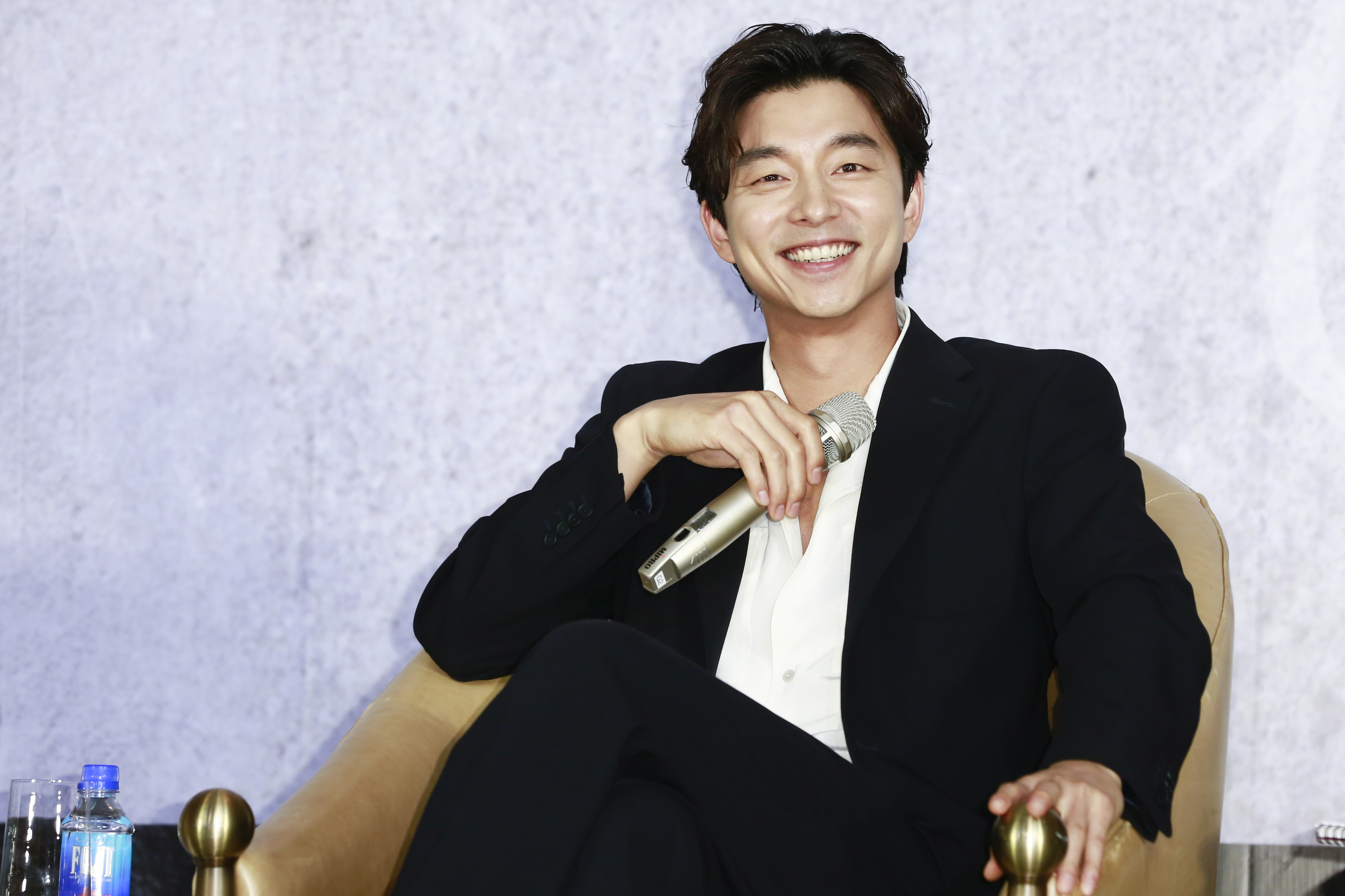 韓星孔劉初訪台，人氣強強滾的他一舉一動都是媒體關注焦點。