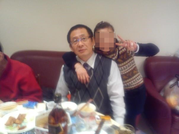 劉嫌女人緣良好,但對女友高芸芸十分照顧。
