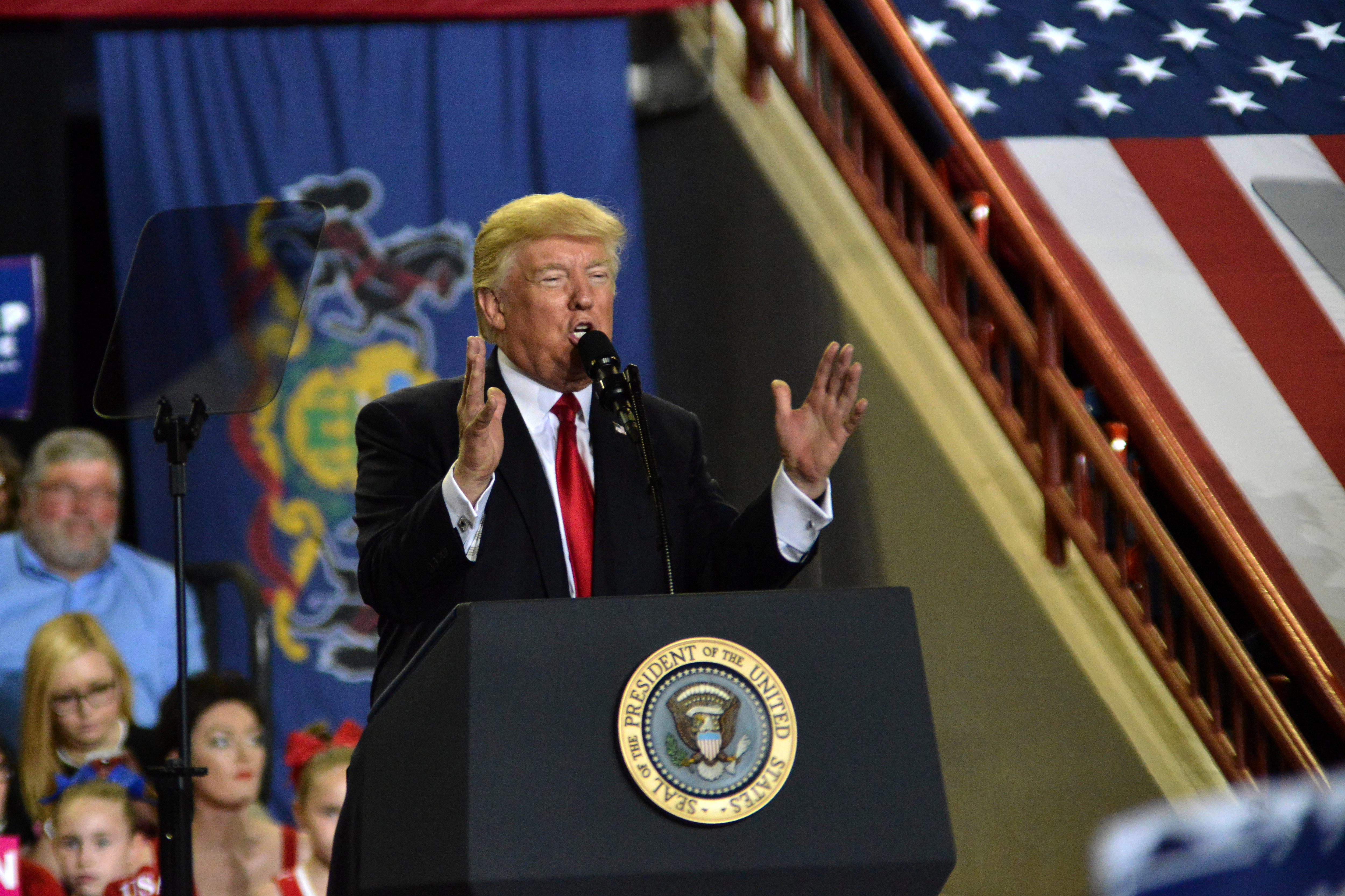 川普說北韓可能發動大規模戰爭，導致數百萬人死亡，避免開戰應列為優先要務，但仍未排除動武的選項。（東方IC)