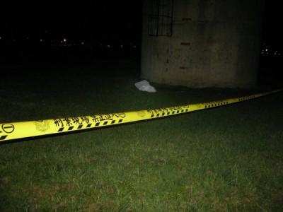死者王鴻麟上吊自殺後，檢方、憲兵隊封鎖現場調查。