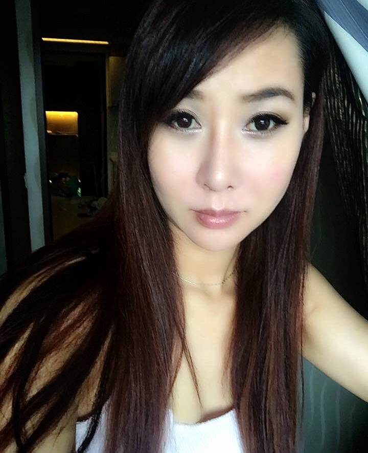 現在的邱惠美五官立體,眼、鼻、下巴、臉部,都有進化的痕跡。(翻攝LINE)
