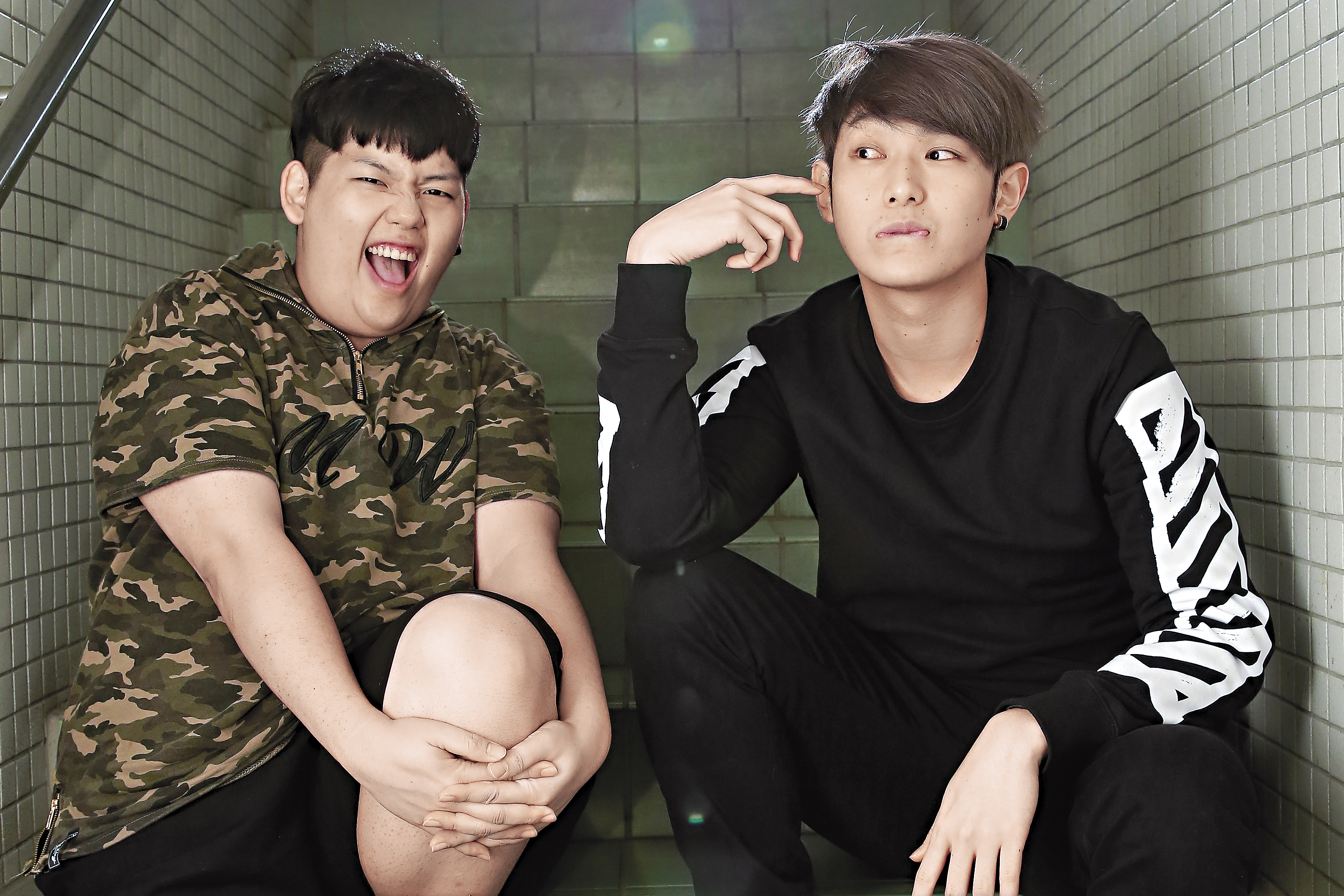 胖虎（左）和老田（右）相識3年多，很快就成為共患難的事業夥伴，出入也形影不離，但最近卻突然拆夥。