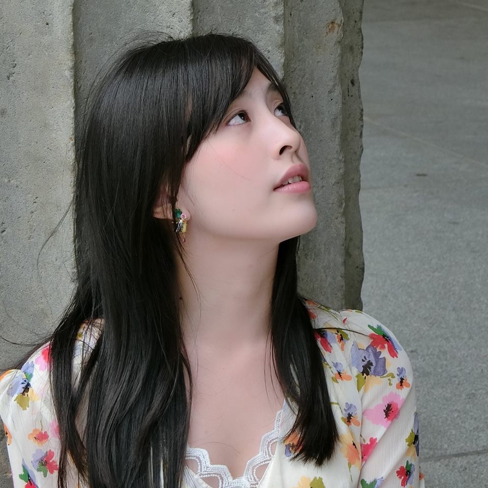 2017年2月7日作家林奕含出版新書，一連串的講座行程，3月中旬拒絕住院，4月底自殺身亡。（翻攝臉書）