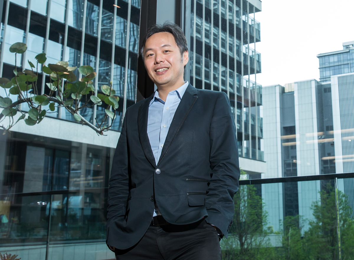 聊起自己的年少輕狂，張智超笑說，那時就是不想念書，浪費一年又一年。