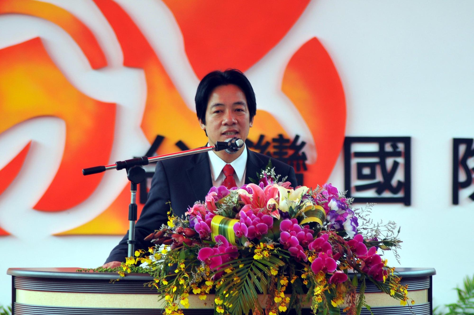 有網友PO文表示,這件事情已經投下不小的震撼彈,賴清德這次的噤聲,選擇和多數官僚站一起的做法,讓市民痛心。