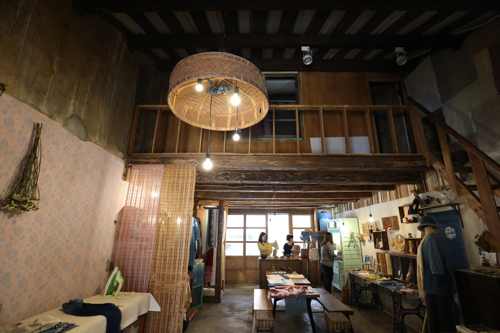 「大自在工作室」守住老屋靈魂，新舊並陳，不失設計感。