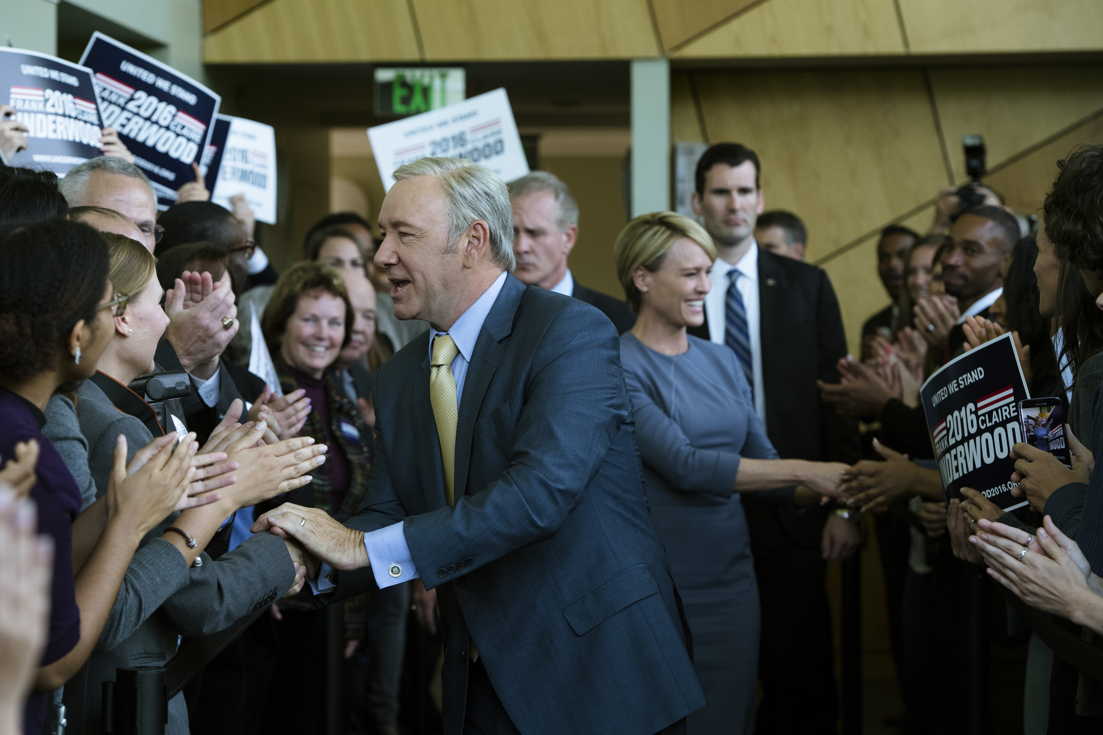 《紙牌屋》第五季不同於前四季，首度全球同步在Netflix上線。