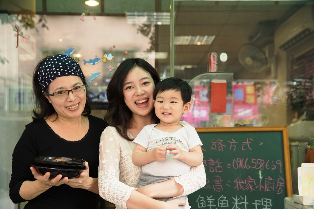 「我家小廚房」藏著一對母女情深的故事。