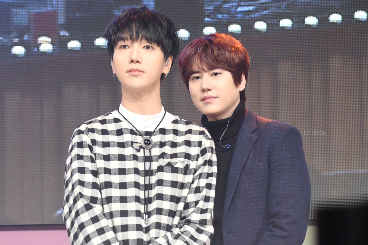 Super Junior成員藝聲（左）下月首度單獨會台迷，圭賢在本月25日即將入伍當替代役。（網路圖片）