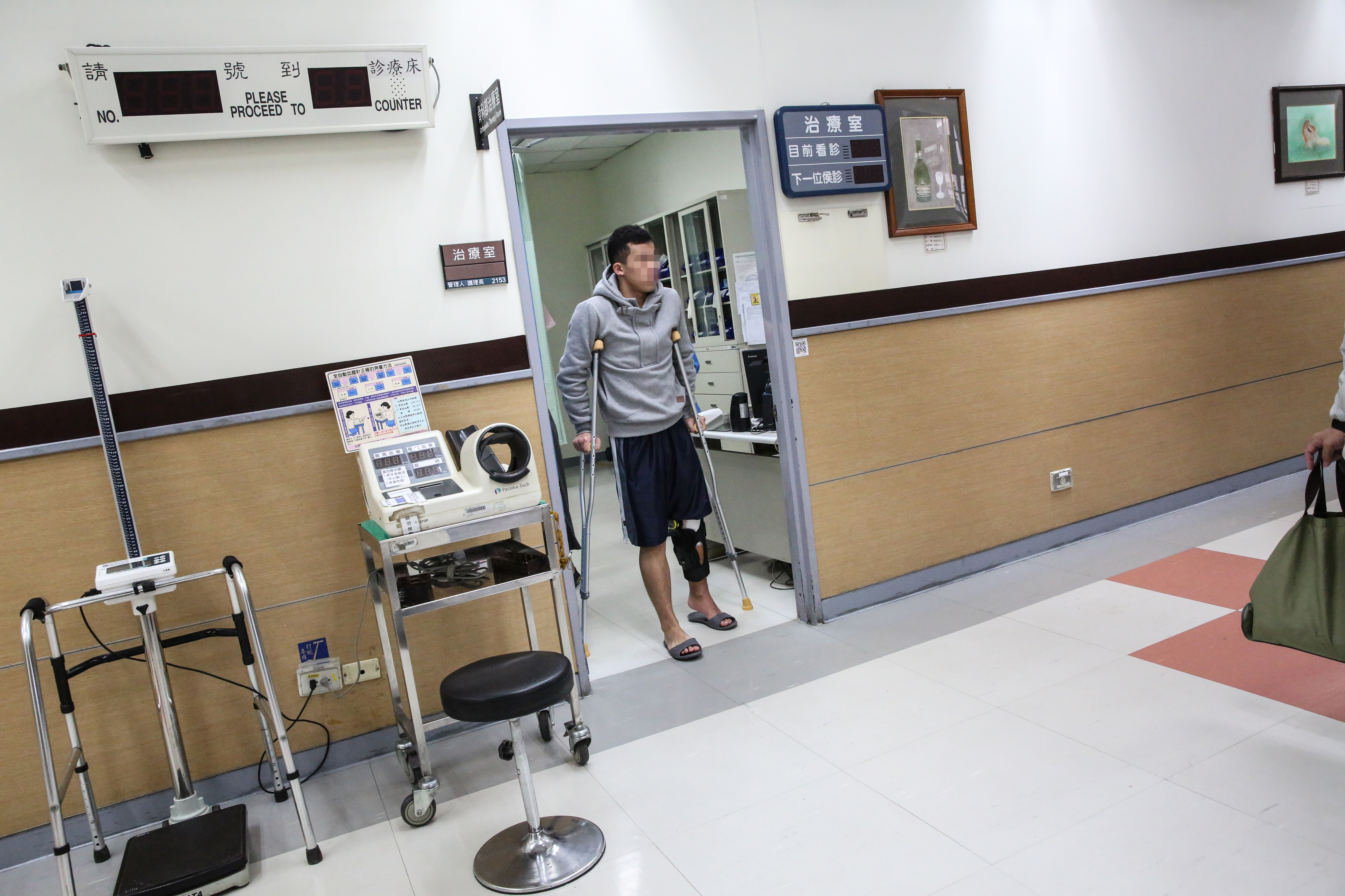 意外險保障涵蓋殘廢理賠。圖為台大醫院傷殘照。