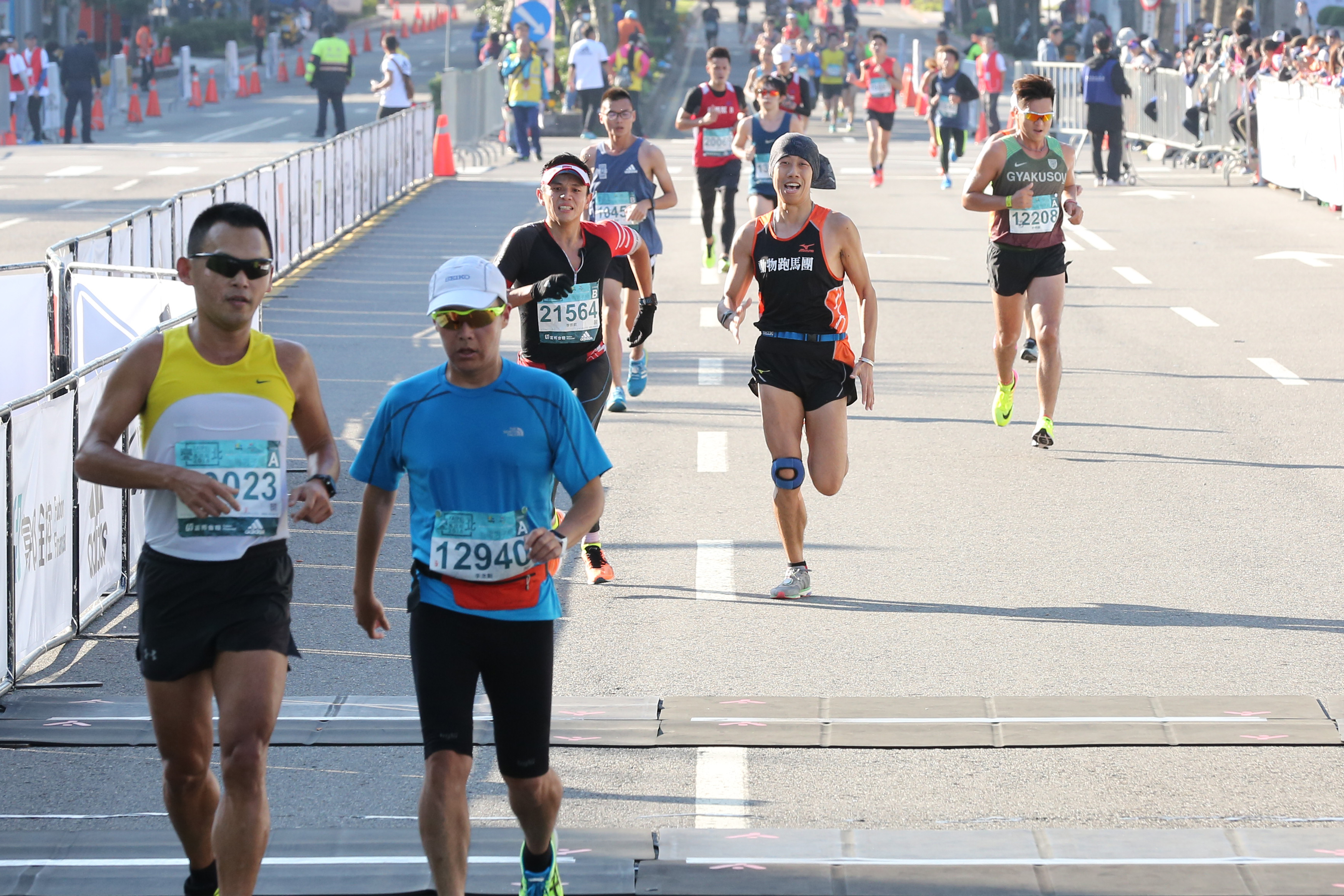 路跑發生事故的情況時有所聞，意外險賠不賠的關鍵要釐清是否為疾病、故意造成。