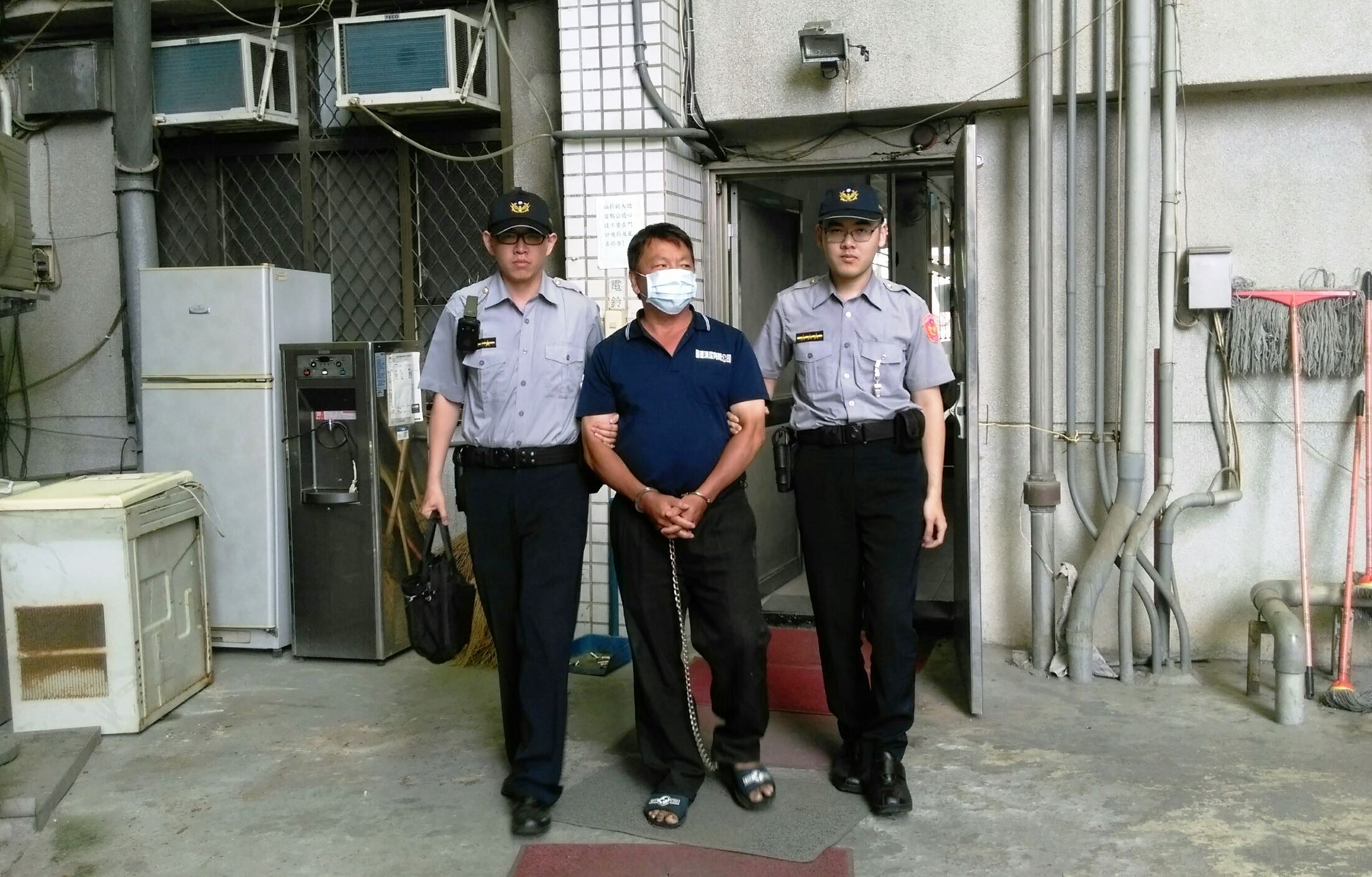 陳男對女性內衣物有強烈欲望，近日在樹林桃園一帶連續行竊。