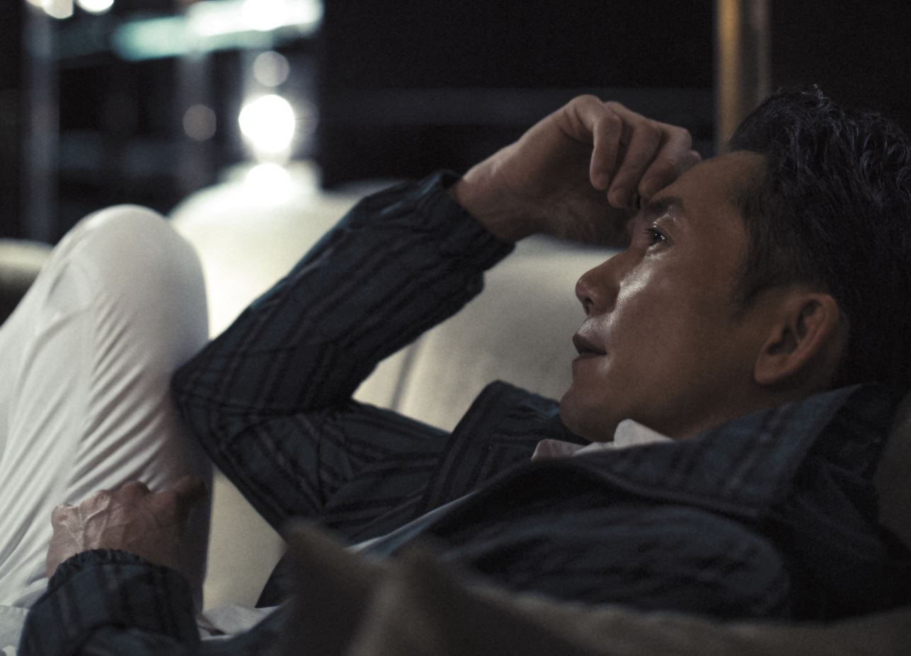 「人生就像心電圖，一帆風順，就完了。」鄒兆龍迎戰他所面對的，所以男人背後的起伏動盪特別耐看。