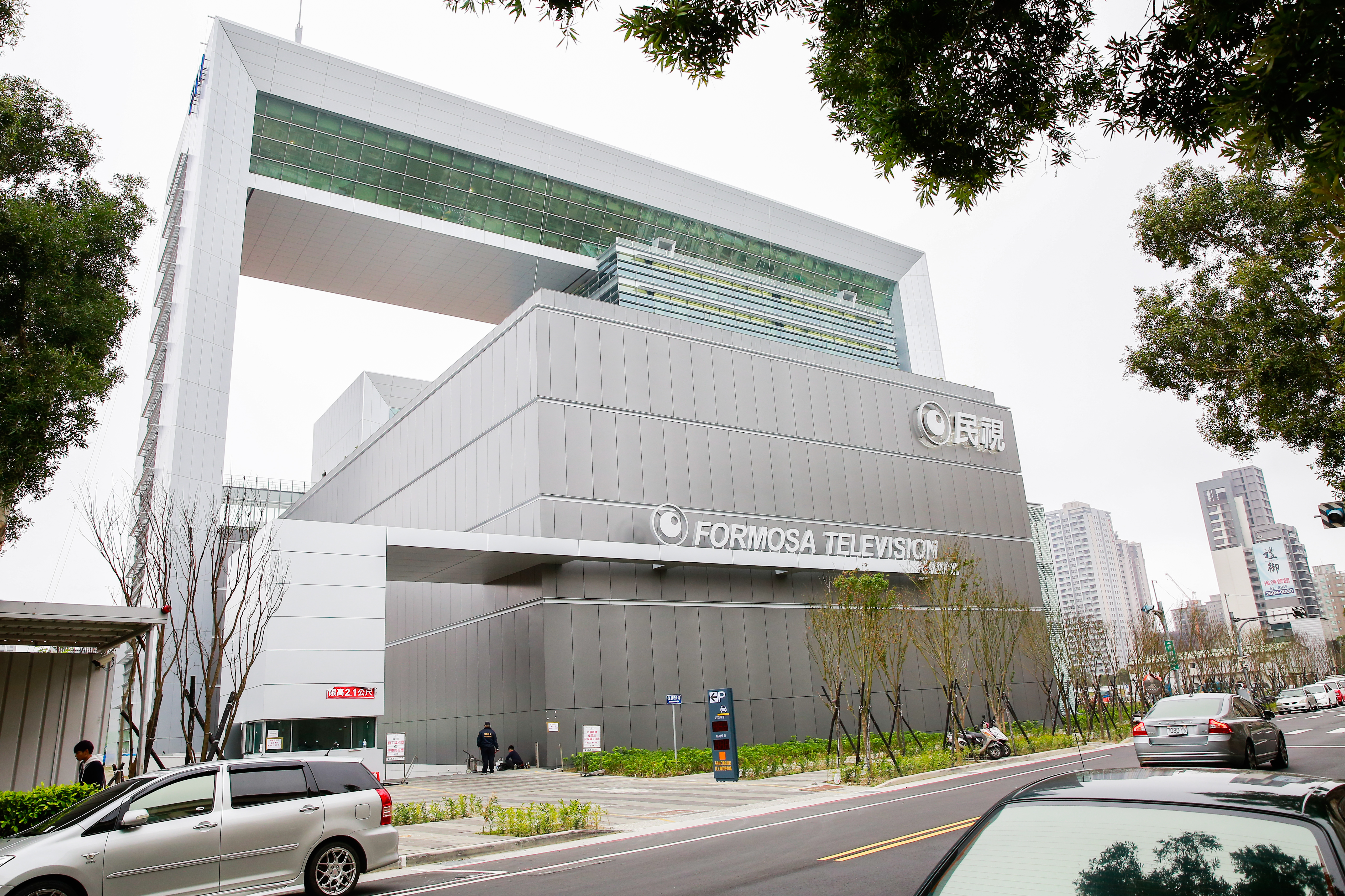 民視公司經營權之爭愈演愈烈，民視股東會自救會呼籲股東親自出席5月25日股東會。