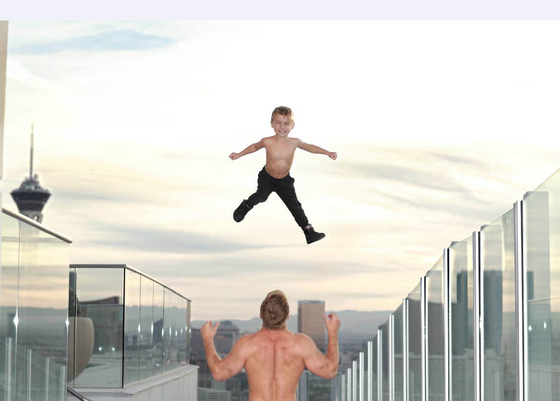 獨子成長過程中不虞匱乏，常給人聰明卻不易相處的印象。圖為太陽馬戲團一對父子檔。（東方IC）