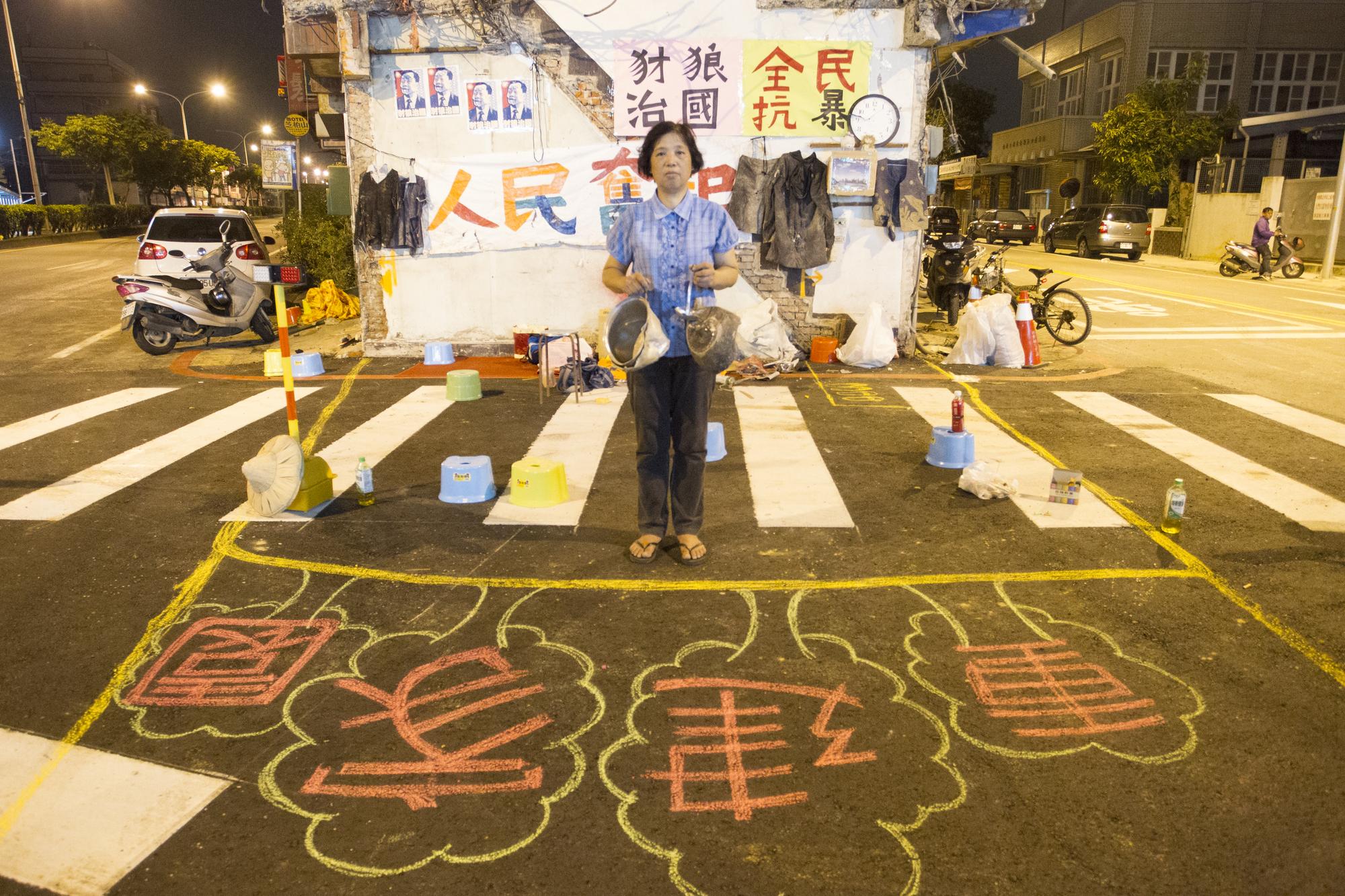 大埔案經歷多次協調後，確定了「原地重建」這個大原則。