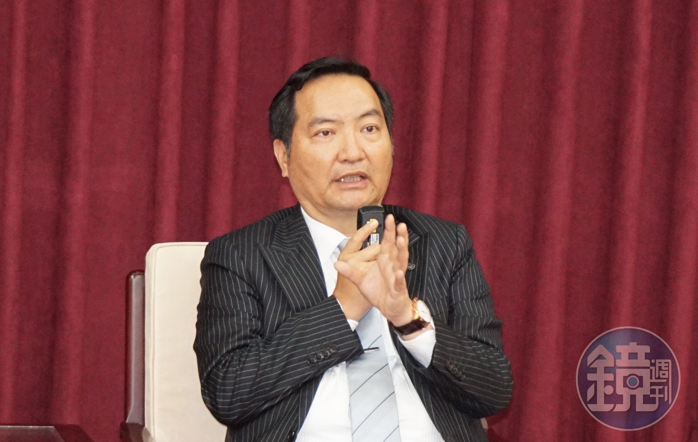 司改國是會議第一分組召集人羅秉成律師強調，刑事確定案件檢視機制並非第四審也不是第五審。  