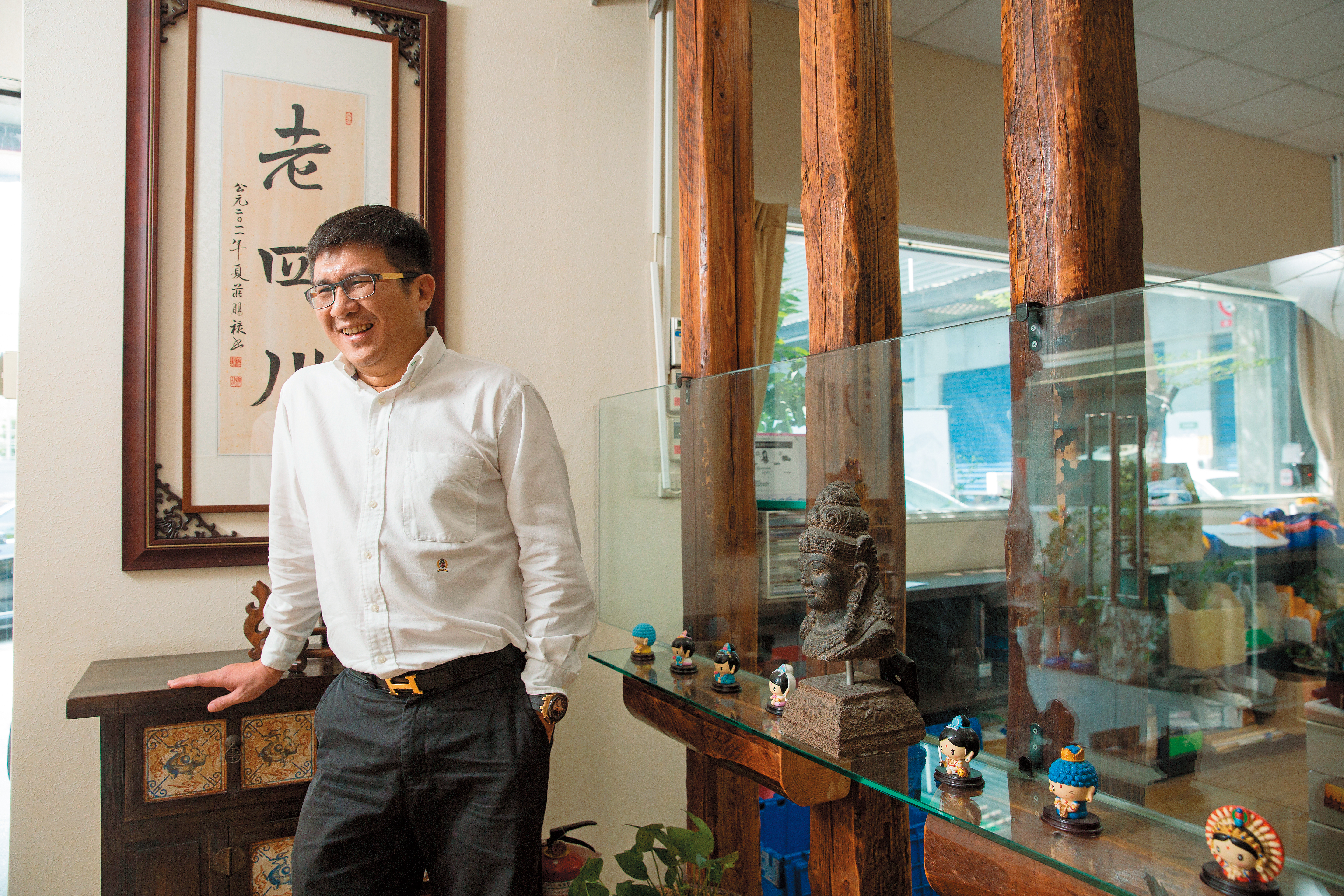 雖然凶起來會幹譙聲不斷,但梁朝辰對員工也很大方不手軟,去年就提撥1千2百萬元盈餘當分紅。