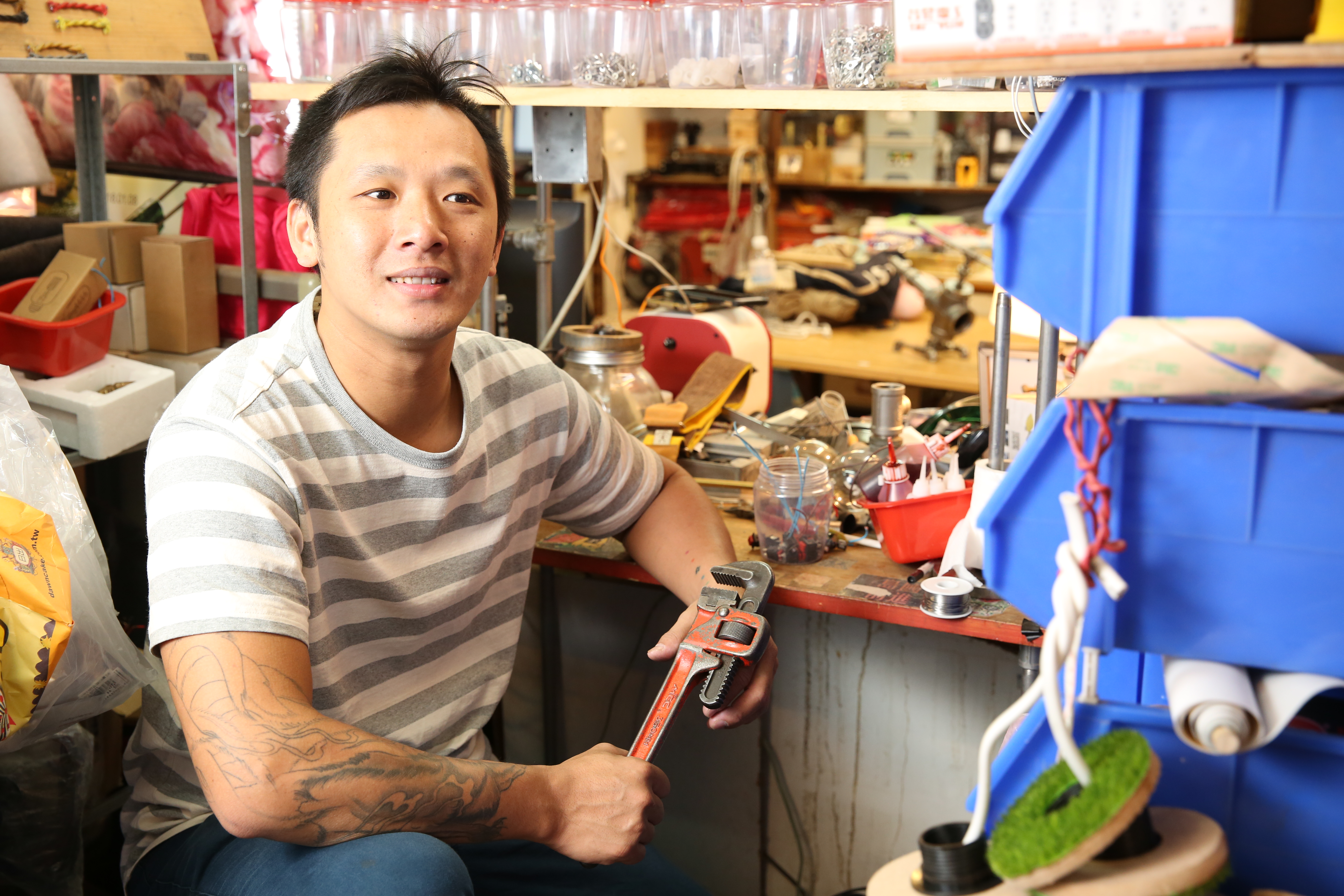 「愛迪生工業」的林庭安幫自己取了個綽號叫「古墨」，諧音台語「龜毛」。