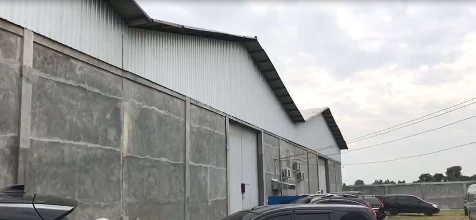 曾嫌在印尼當地租用廢棄廠房，以企業化管理的方式經營詐騙集團。