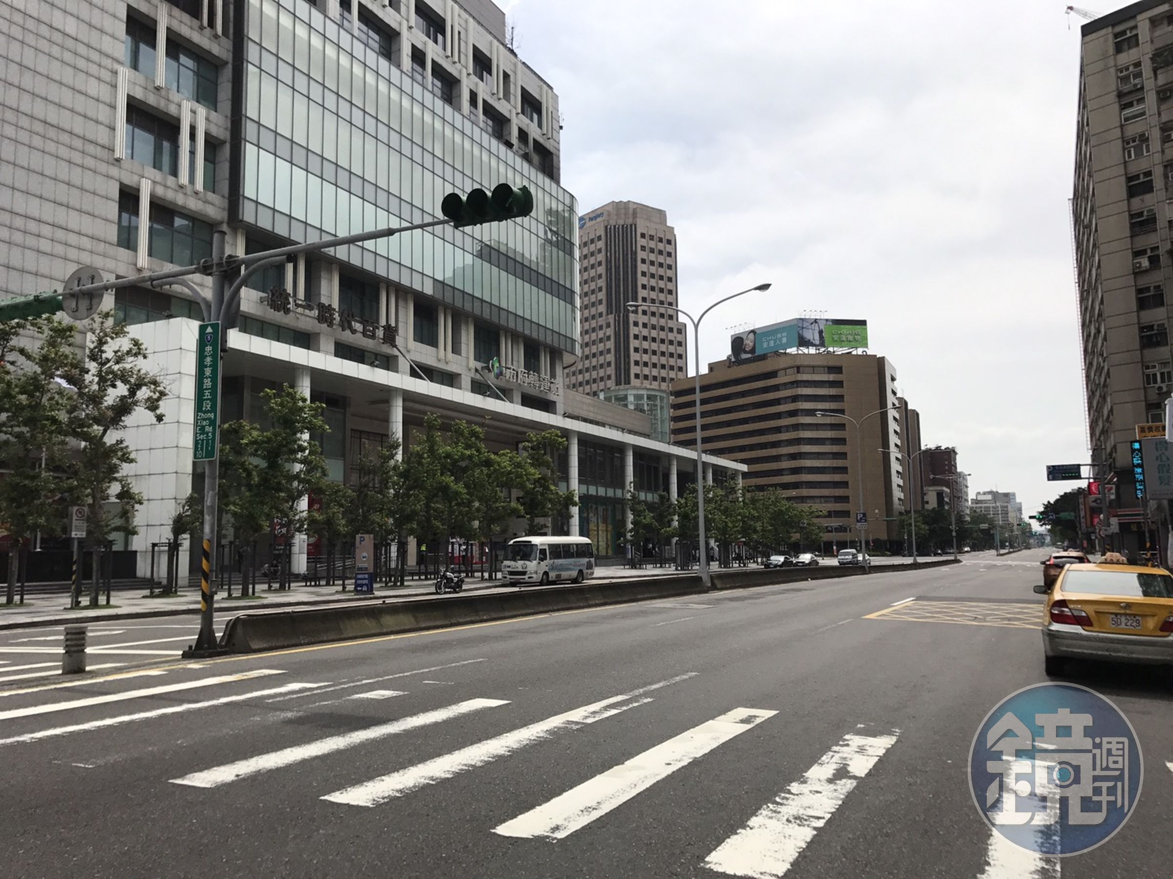 萬安演習開始，台北街頭出現空無一人的景象。