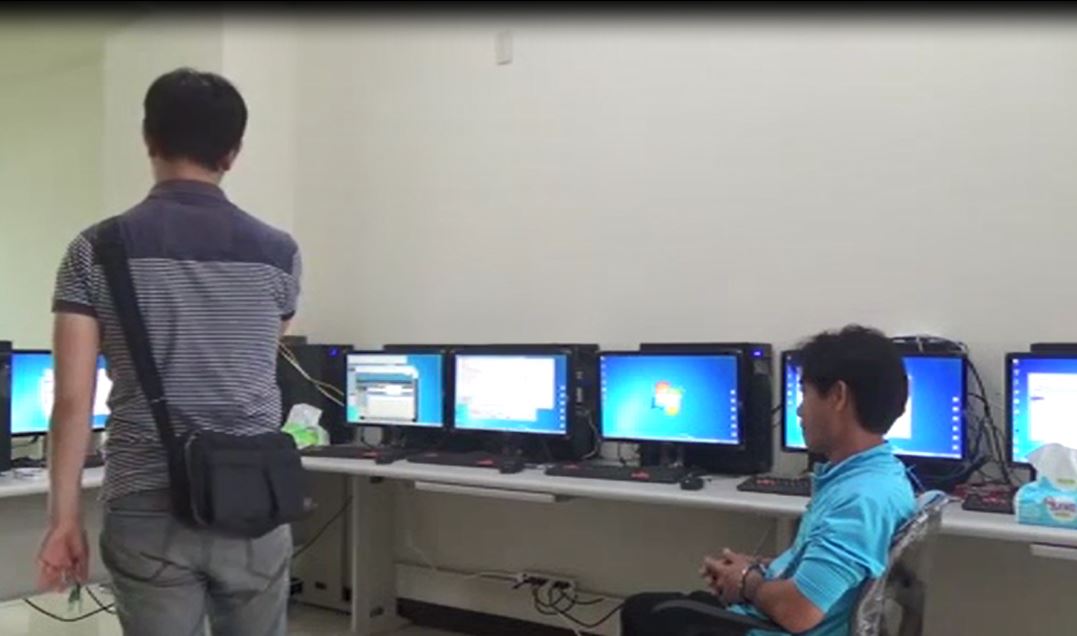 黃嫌在台南民宅設立九洲娛樂網，賺取賭資達新台幣8億元。