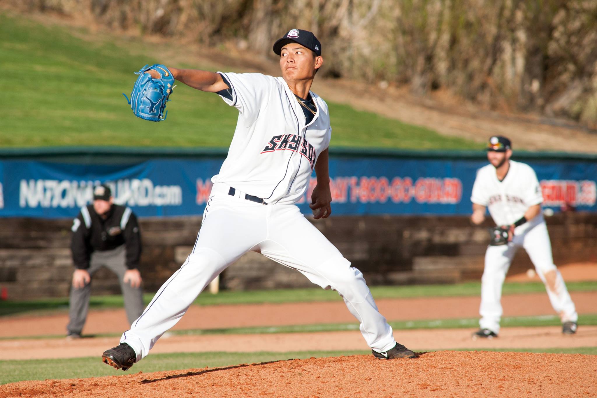 王維中的壘上有人被打擊率成績優異，適合上大聯盟擔任救援投手。