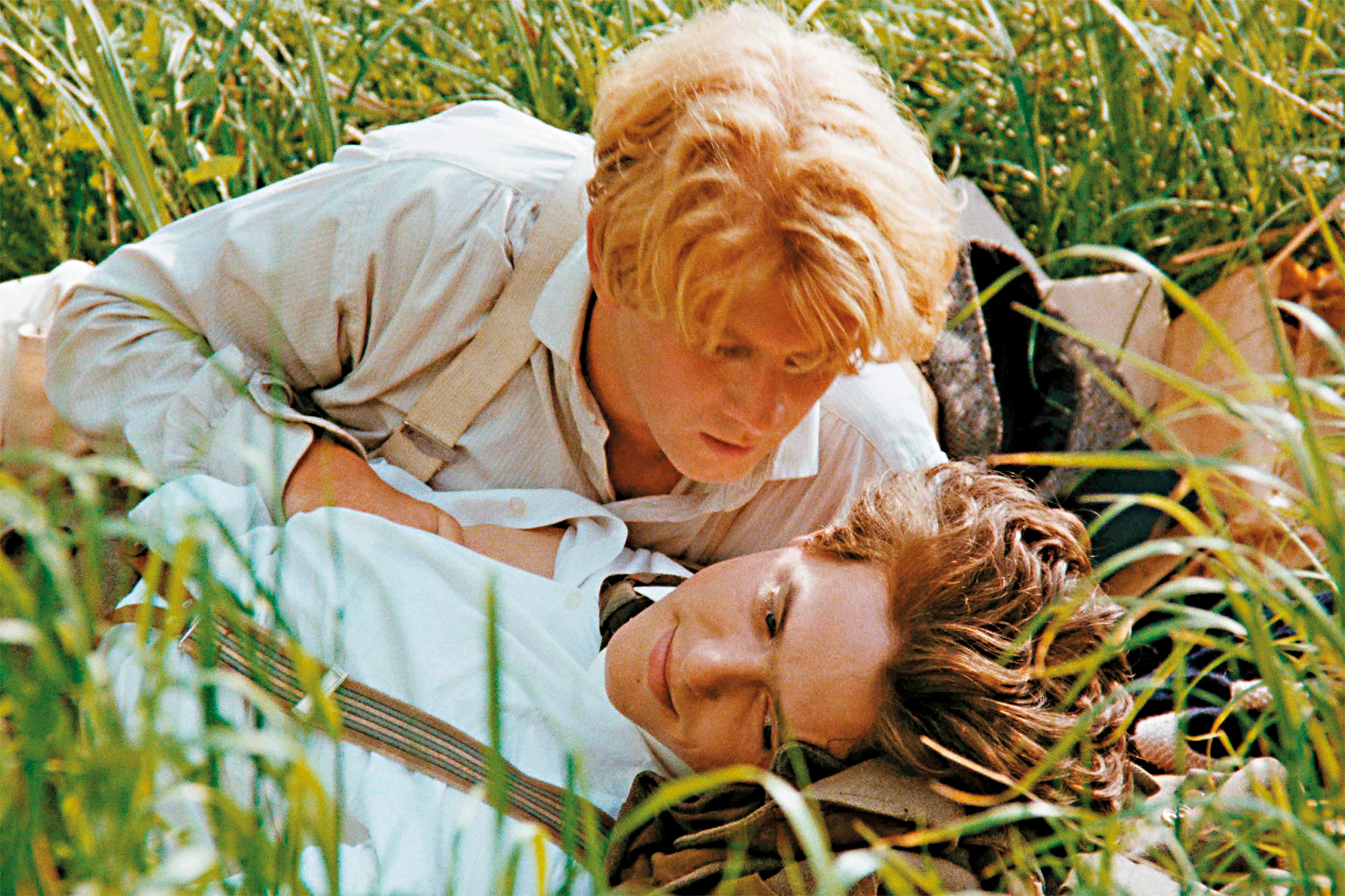 《墨利斯的情人》描述兩位來自貴族學生之間的同志之愛，詹姆斯威比與休葛蘭當年不僅顏值高，演技也優秀。（天馬行空提供）