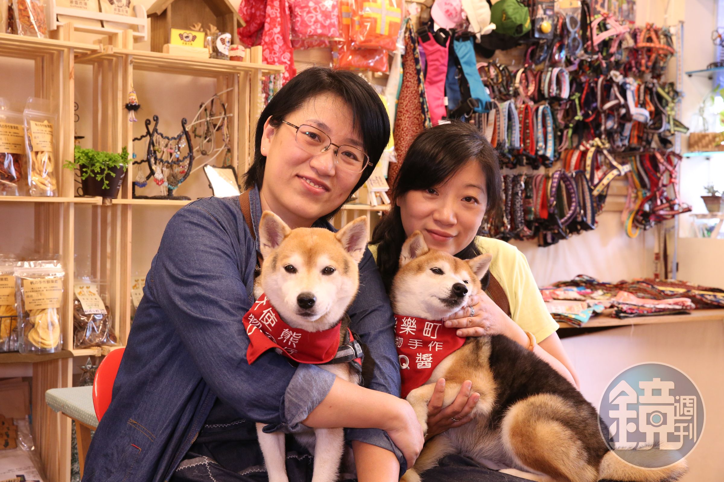 熱愛手作的林家姊妹是犬伍行的靈魂人物。