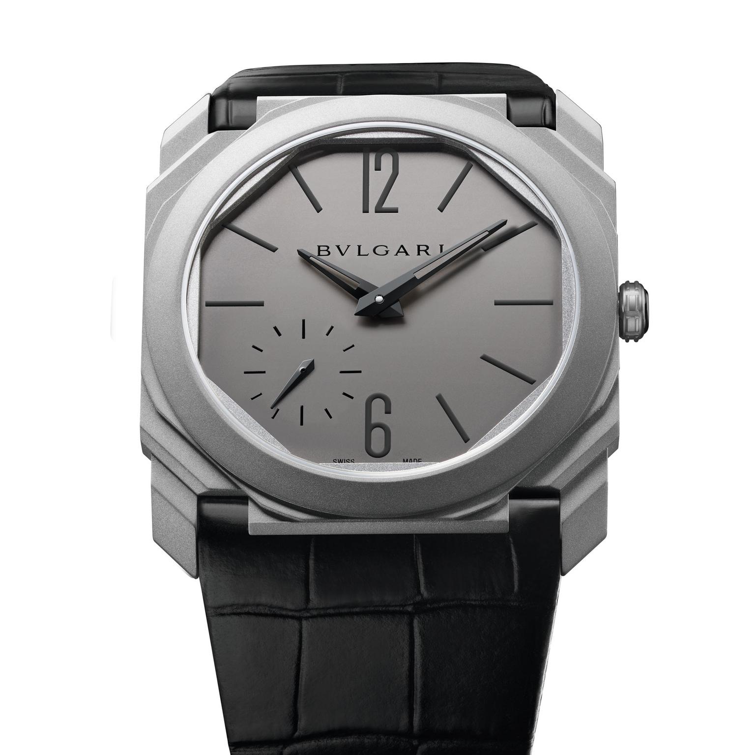 BVLGARI Octo Finissimo Automatic腕錶，配備鱷魚皮錶帶，定價NT$409,200。