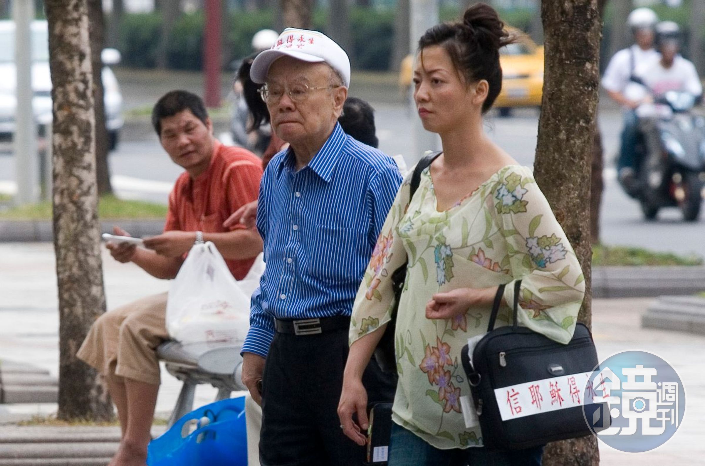 保力達創辦人陳傳黃熱情傳道，現任董事長呂百倉夫婦也是虔誠的基督徒。圖取自今周刊
