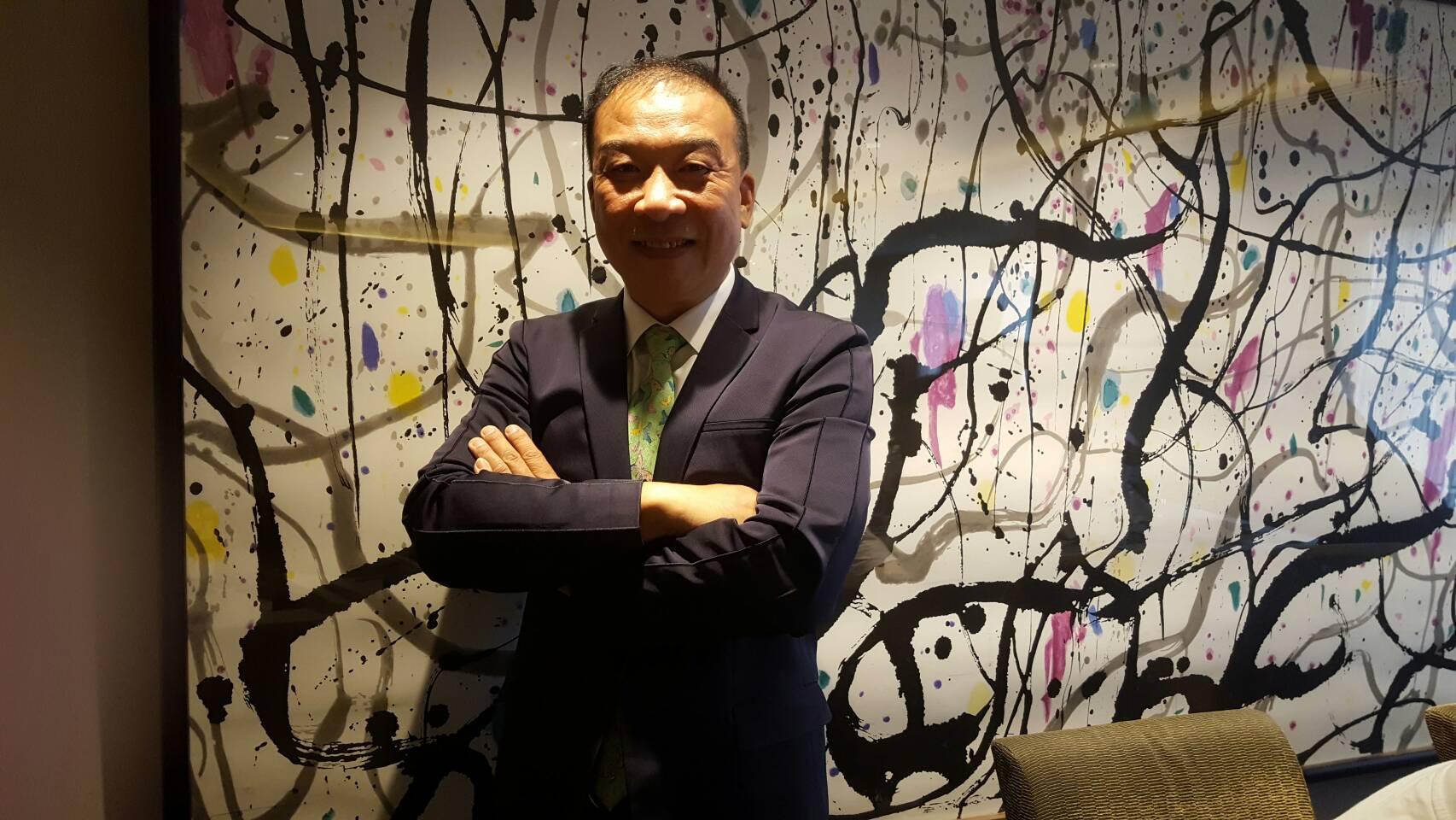 房仲全聯會即將在6月改選理事長,現任理事長林正雄爭取連任,希望在未來三年內,朝調降兩年內移轉獲利的稅率邁進。