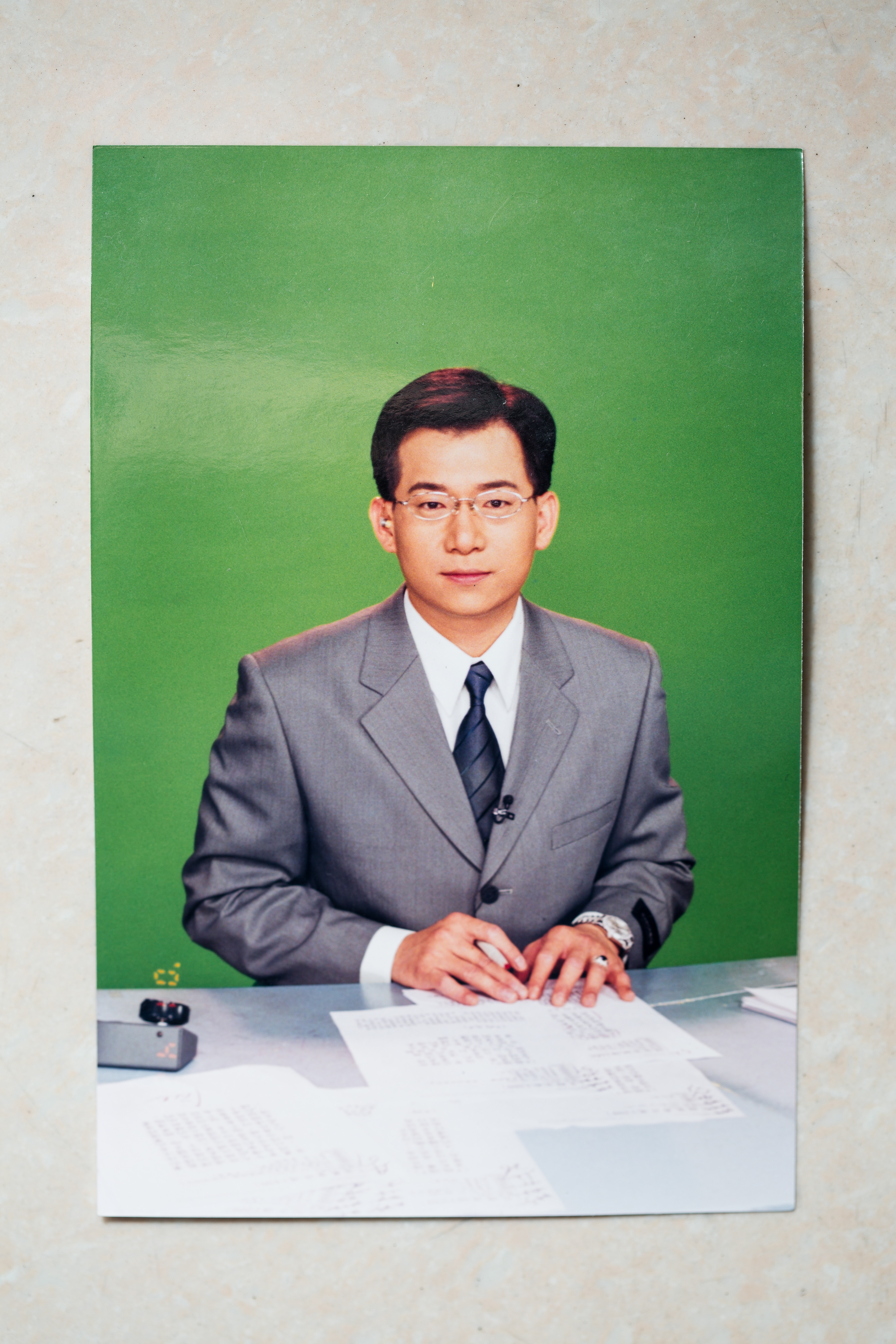 曾經是三立主播的楊中化，也曾是社會線記者，因被質疑做假新聞，挨告加重誹謗，官司打贏後也從此轉行。（楊中化提供）