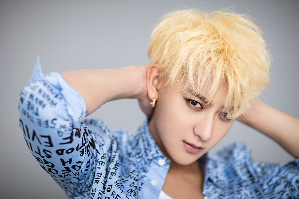 黃子韜27日在澳門開唱，台上卯足全力逗得歌迷尖叫。