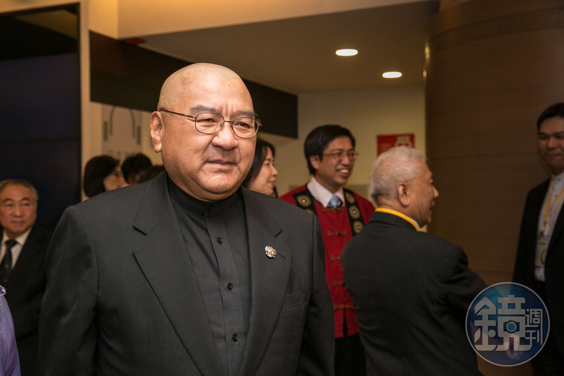 潤泰集團總裁尹衍樑熱愛戶外活動，但近年來接連遭逢意外。