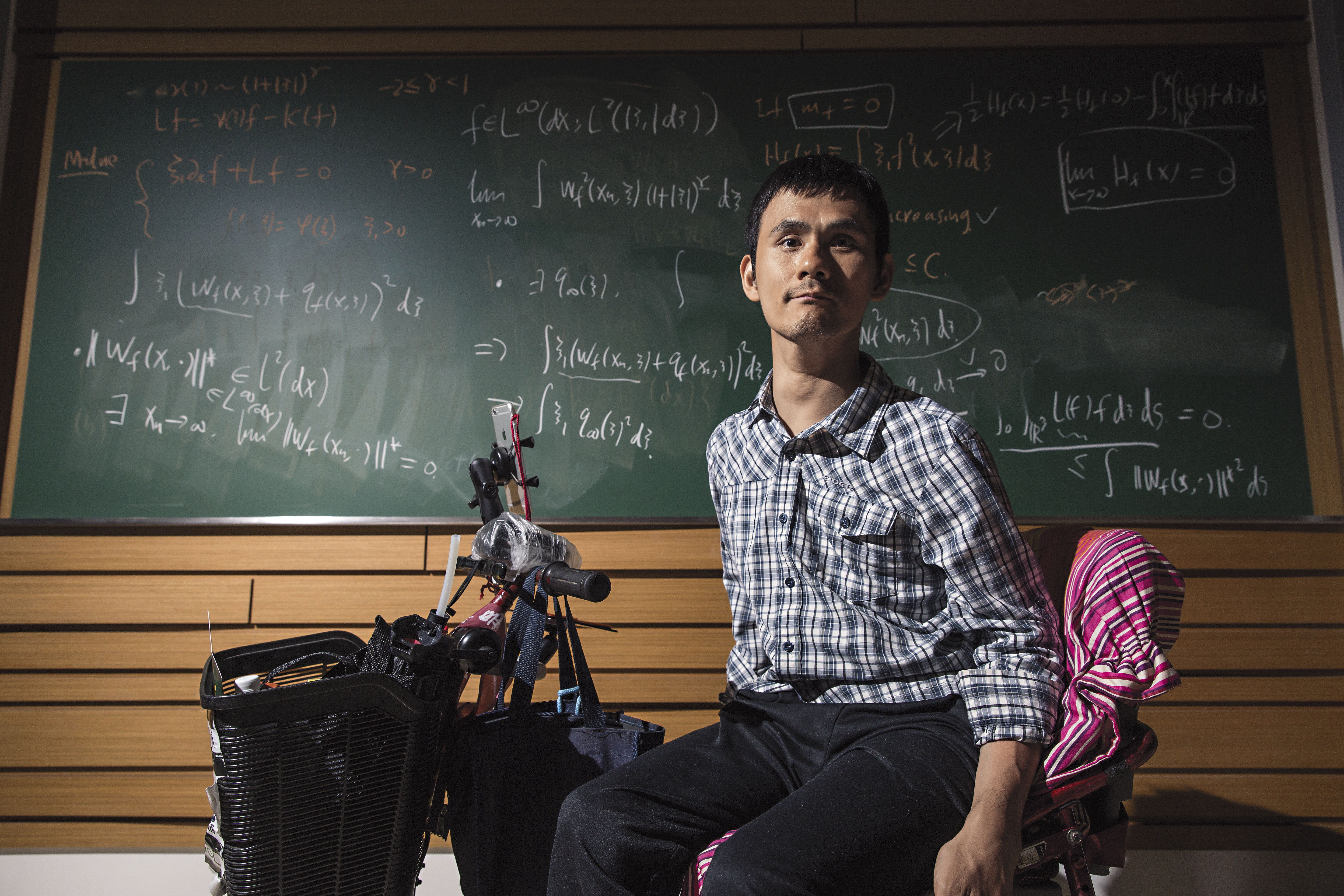 日常的談話，孫嘉梁像個大男孩，面對數學時，就展現有別於一般人的睿智神情。