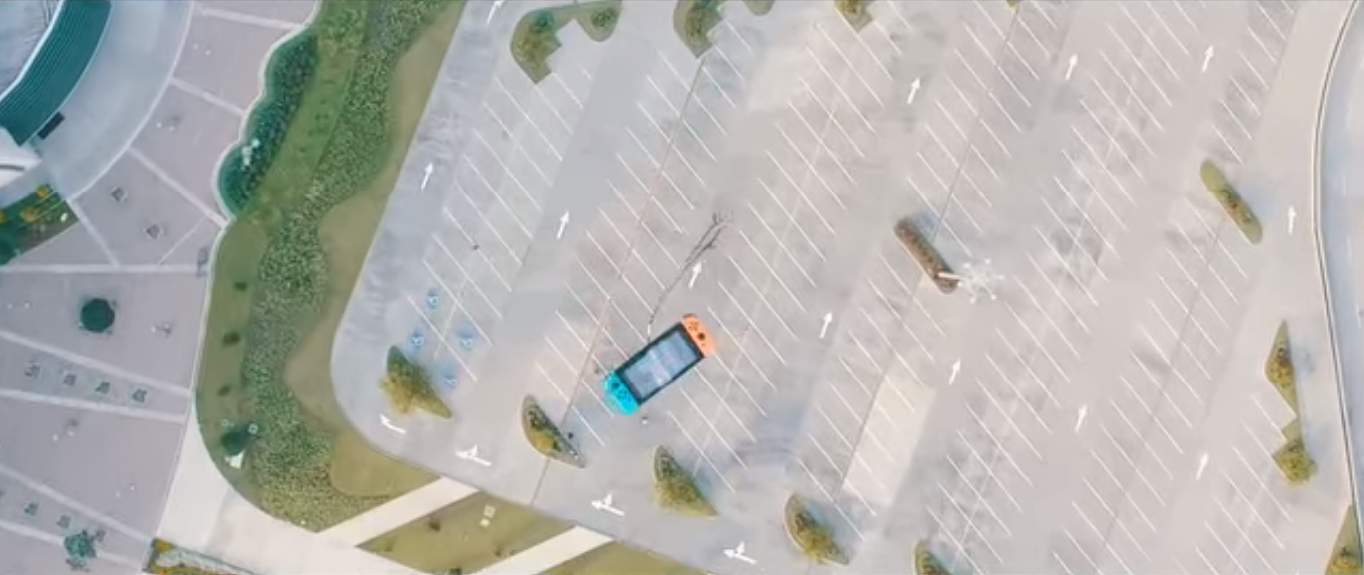 從1000英尺墜落，Swift能否存活呢？（影片截圖）