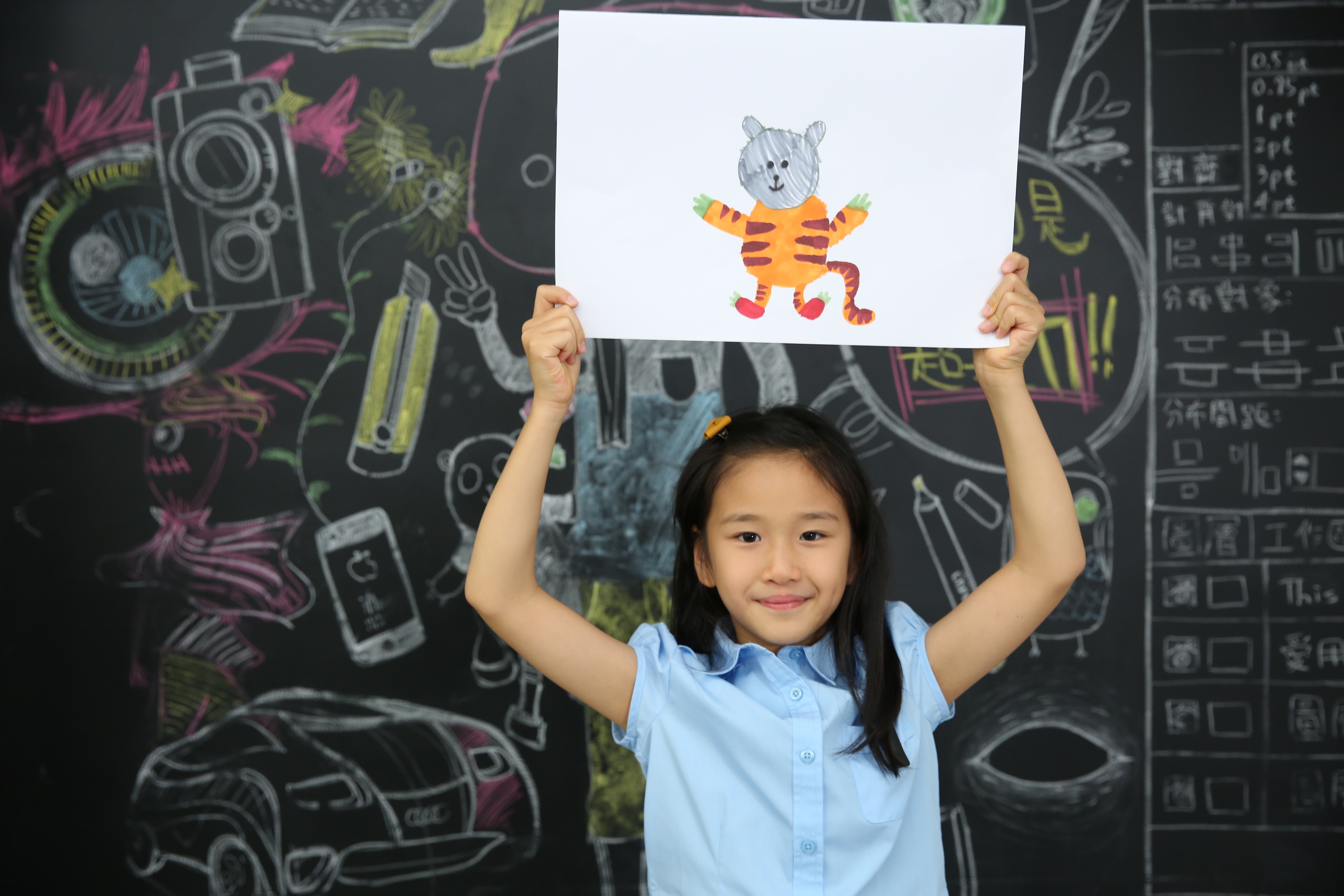 在安安心中，好命熊是她的家人也是朋友，跟她一樣出生在2010年。