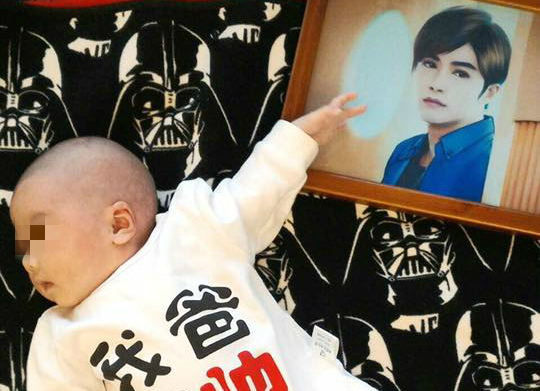 賀軍翔3日突然在臉書自爆已婚，並有4個月大的女兒。