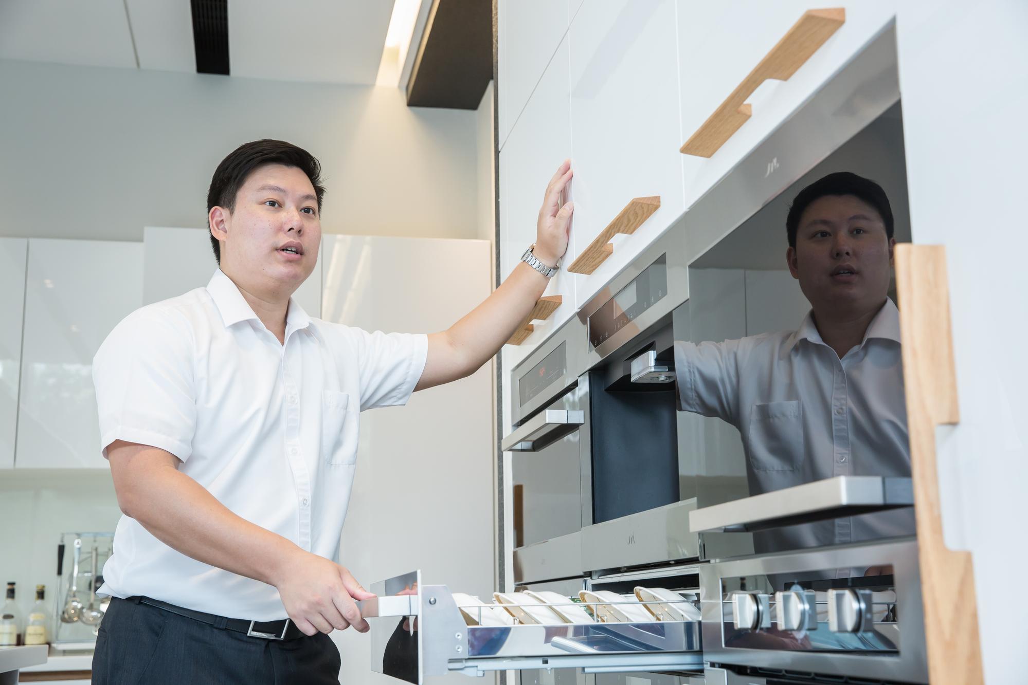 侯劭諺升任總經理後，針對銷量較弱的產品如瓦斯爐、排油煙機，積極研發新品，力圖擺脫雜牌王的形象。