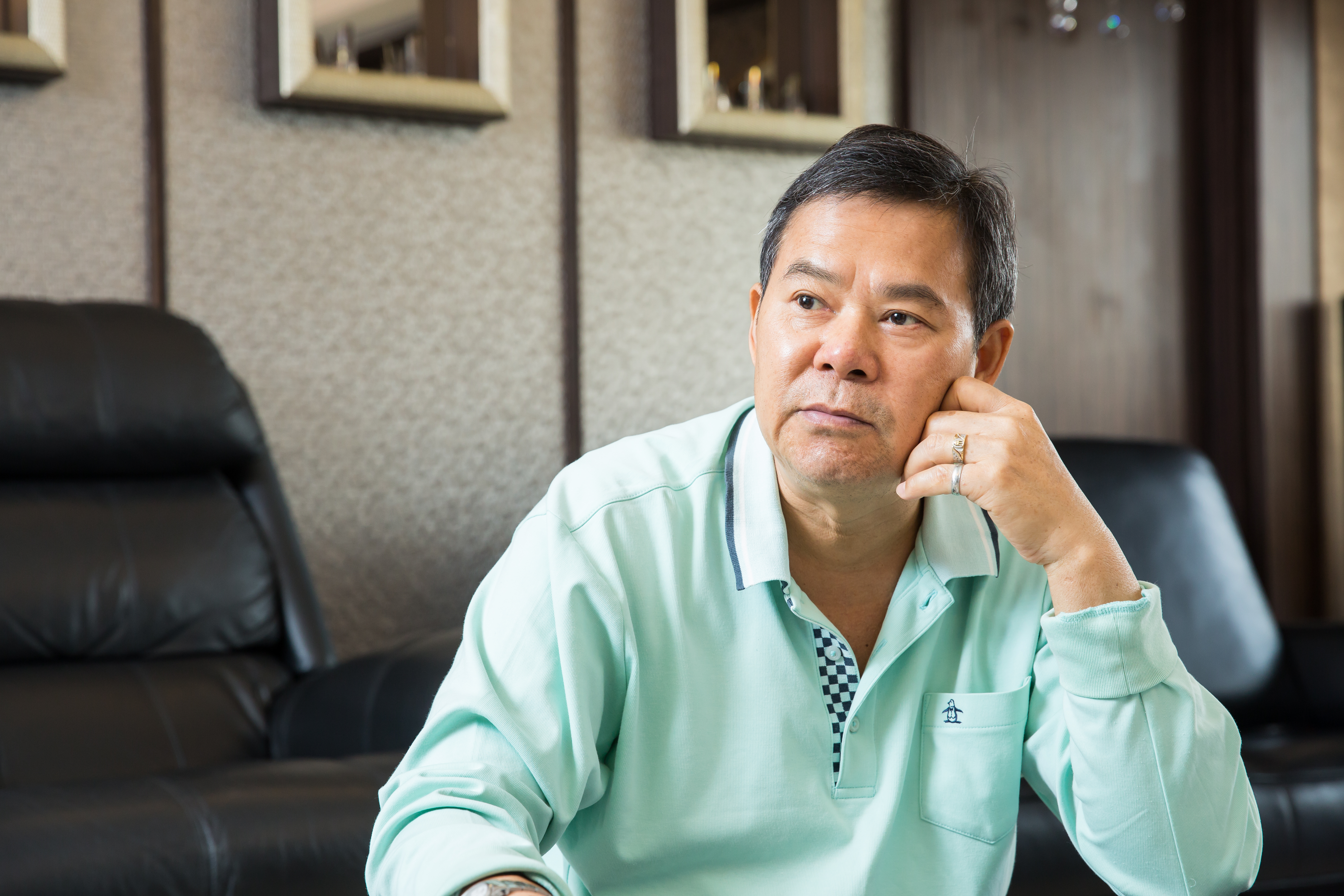 董事長侯振寬白手起家，以市占第一的烘碗機打響喜特麗名聲，不到60歲退休交班給大兒子。