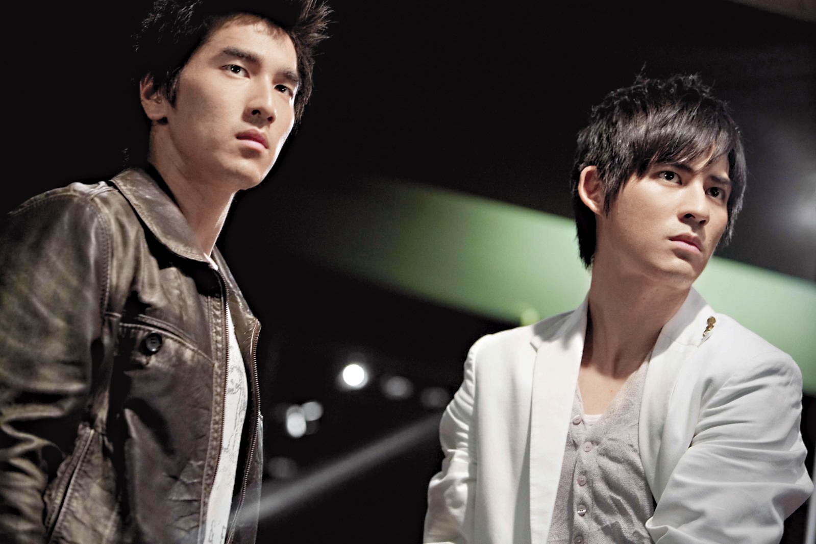 趙又廷（左）和仔仔因為電視劇《痞子英雄》互爭金鐘獎視帝而結下心結。