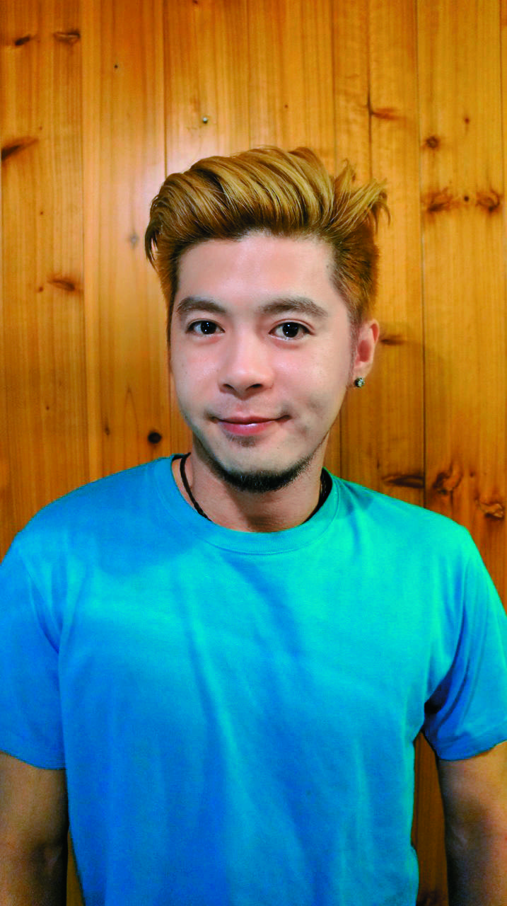 王心凌成名後莫名冒出的歐定興，自稱王心凌15歲時就和他交往。