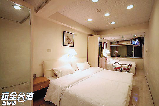 有業者以中華展協會館名義承租套房再出租，因堅稱非會員不能訂房，使得觀傳局查緝多次碰壁。（翻攝中華展協會館官網）