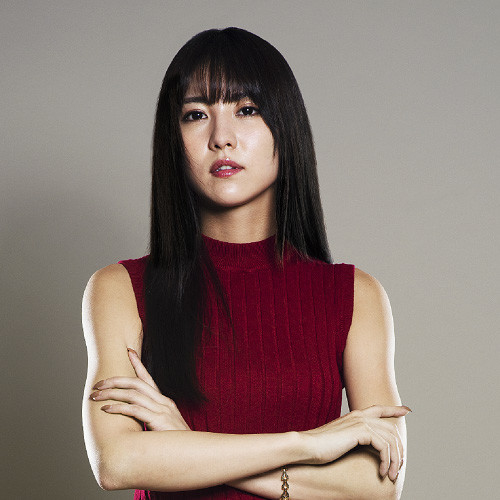 石川戀飾演冷豔OL土橋香奈子，被作品世界觀吸引的石川，對於電視劇充滿期待。