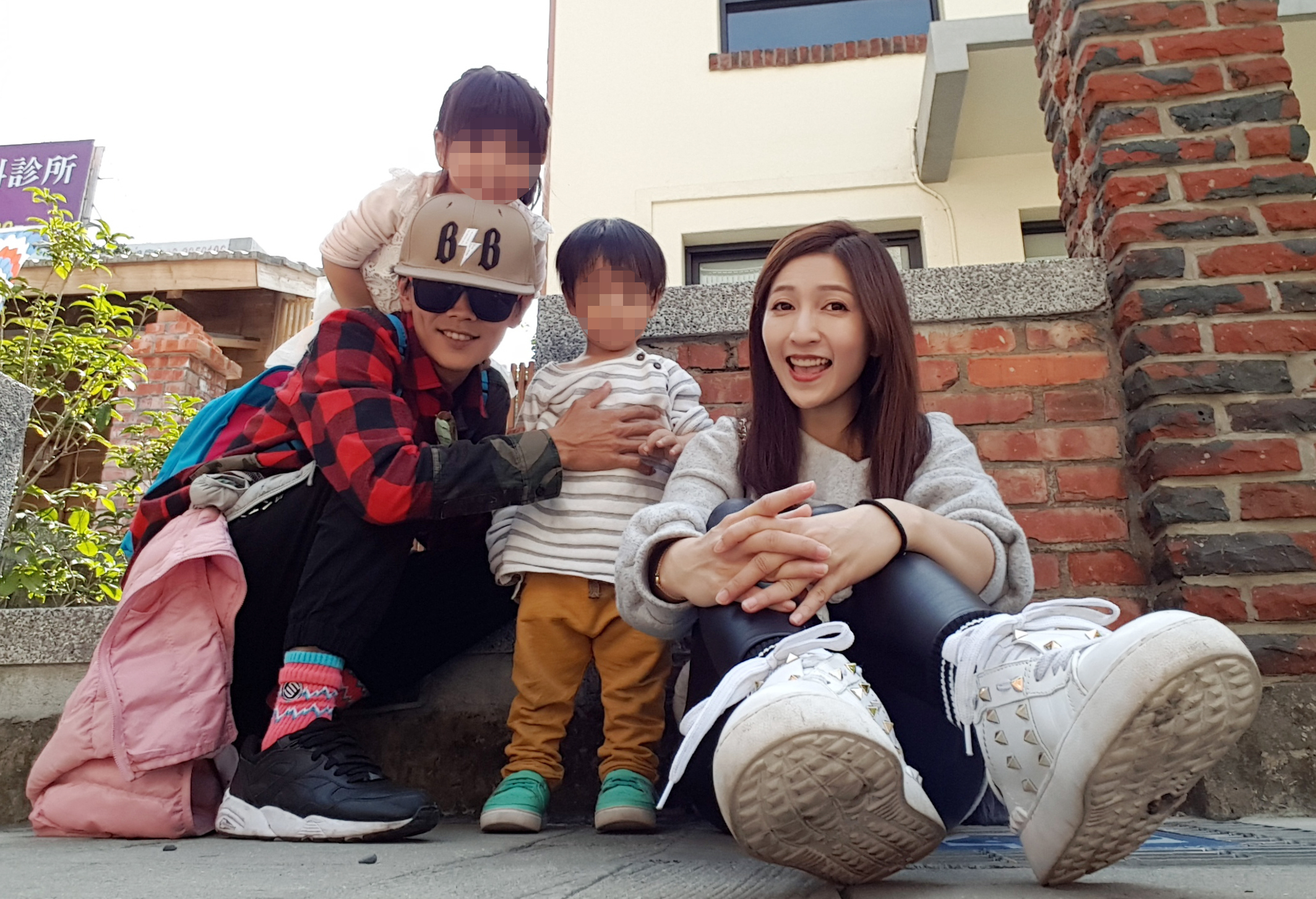 大女兒、大兒子接連出生後,阿翔買了南港3房住宅,沒想到意外有了第3胎,得找更大的空間。