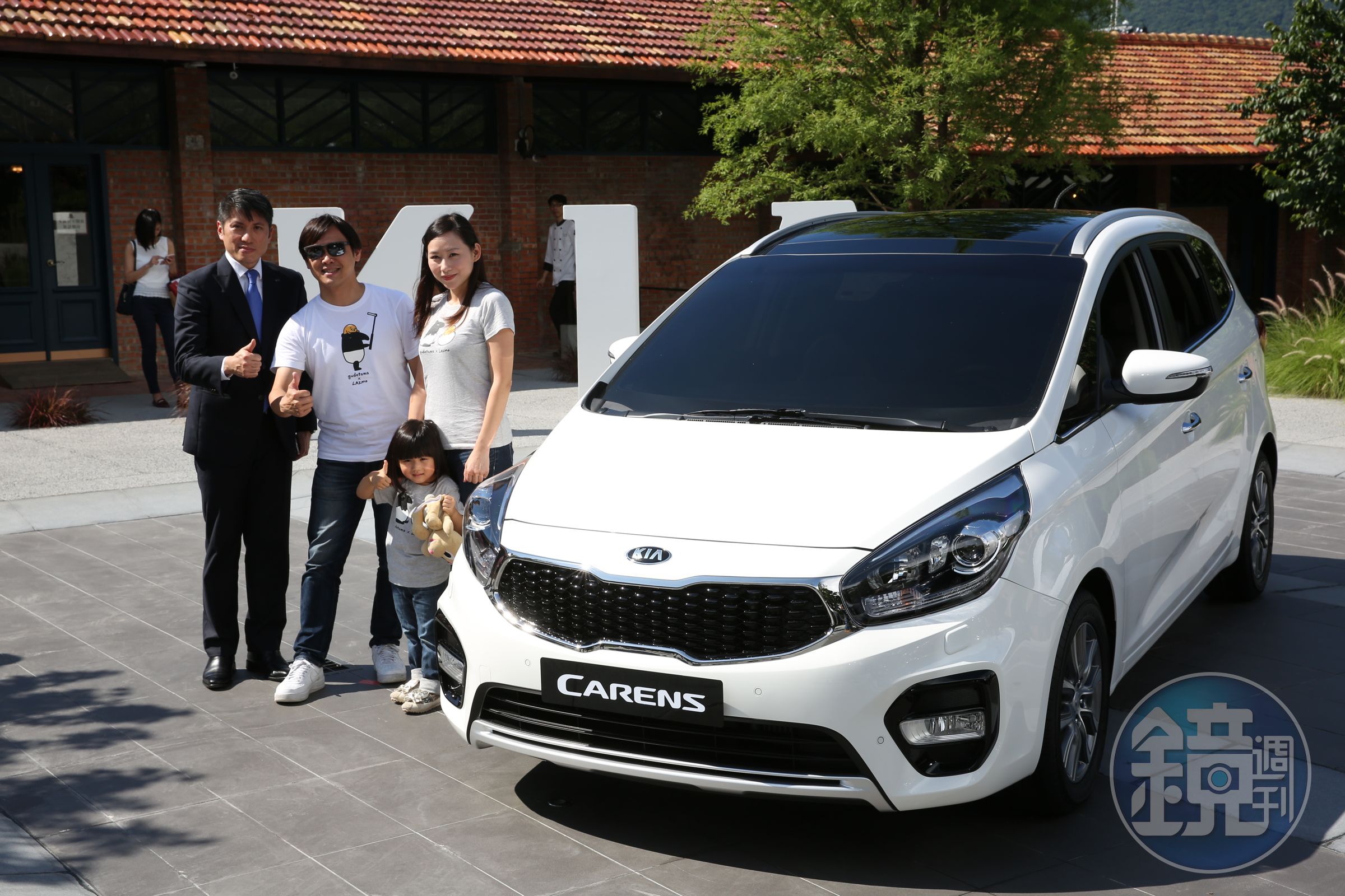 KIA表示，這次Carens全車系提供了跨越豪華級距的多項主被動安全配備。